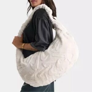 Nike Sportswear Faux Fur Slouch Bag 19L Women Casual Bag Phantom NWT HQ7515-030